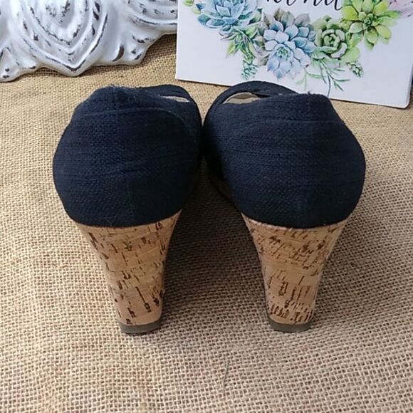 Aloha Island 10m Cork Heels, Black Material - Picture 4 of 7